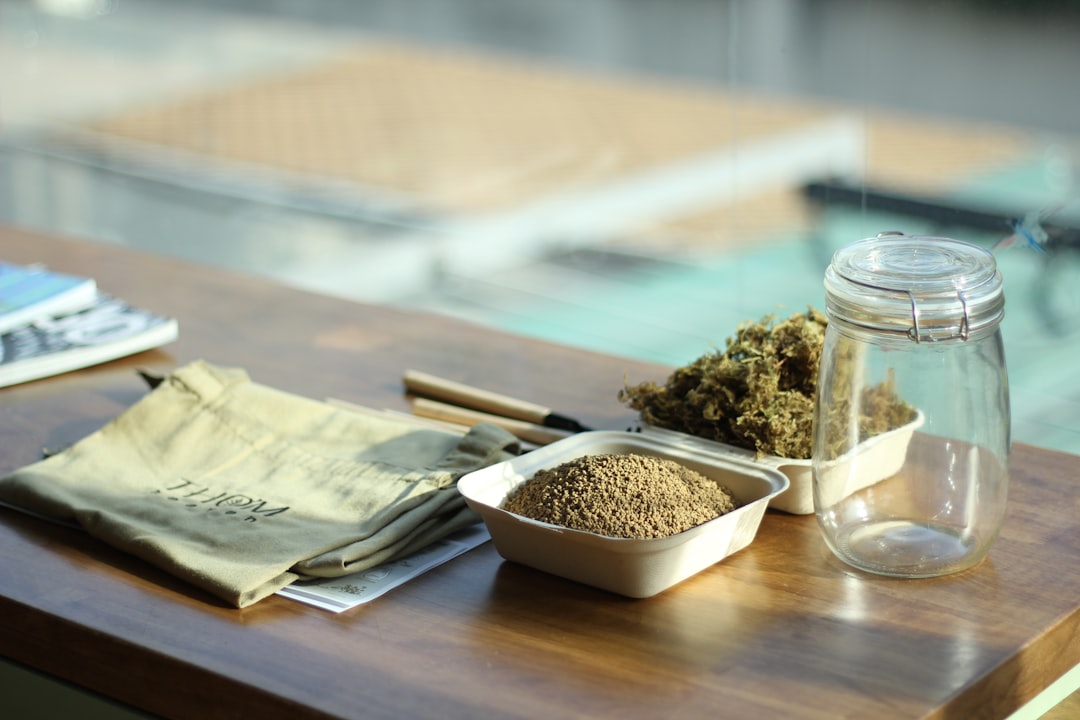 photo 1694834133040 e2a3a1c360df ff88271a