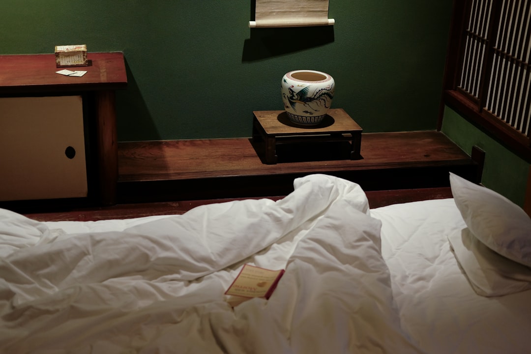 photo 1753021366304 bba1d015947f 9d8ae772