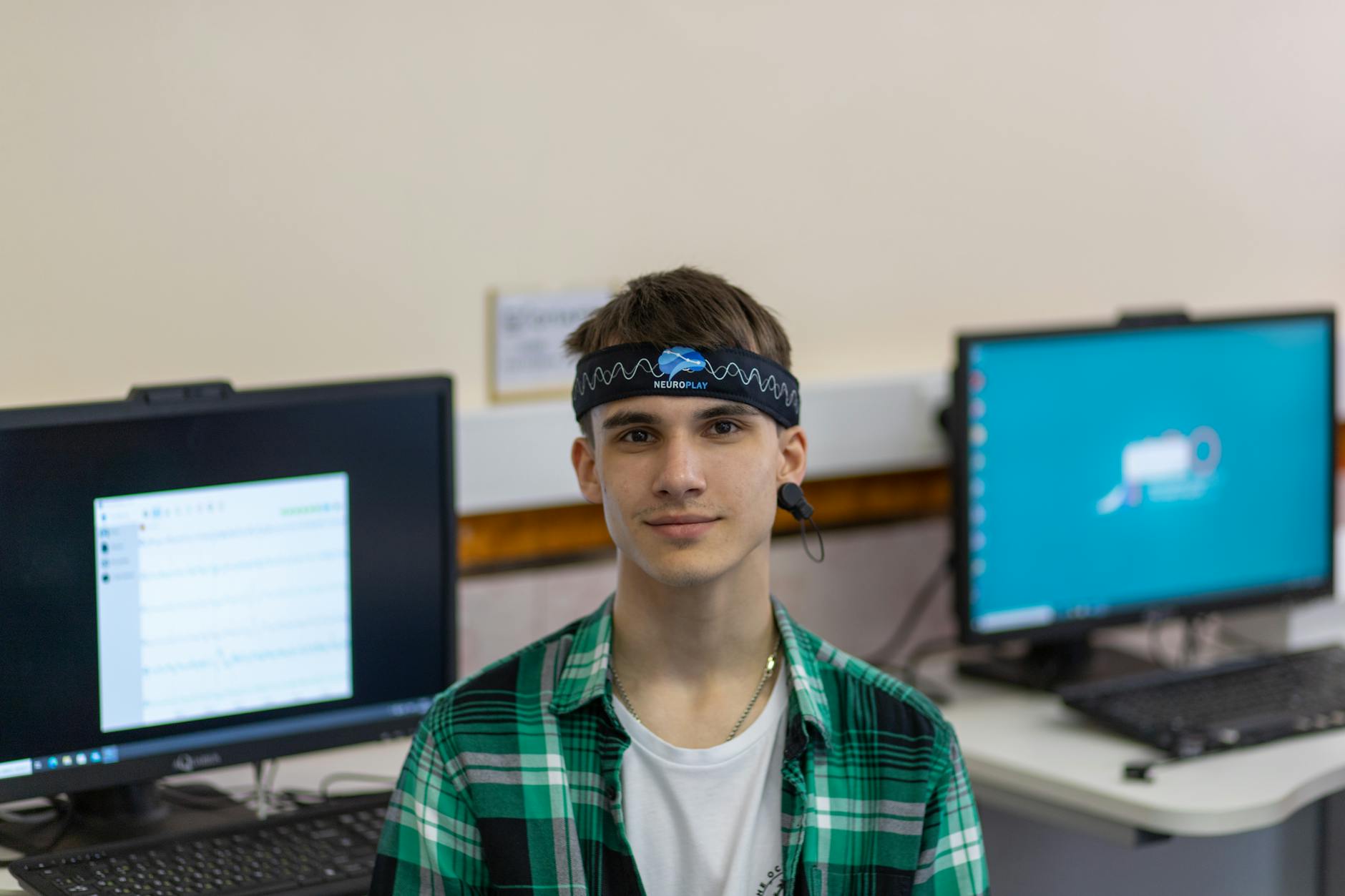 Editorial image for How a backpack with brainwave-reading sensors is helping detect epilepsy in dogs - CBC