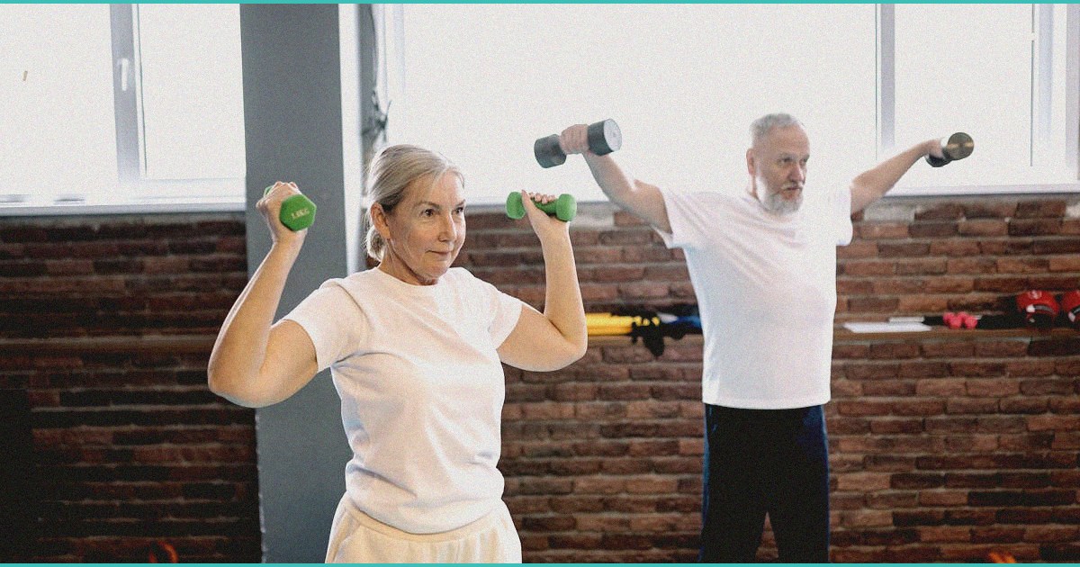 deputy and k9 find pounds of drugs piles of cash