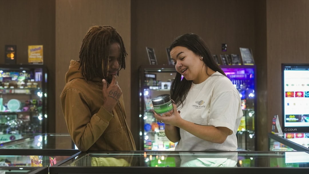 Cannabis Dispensary Staff Counseling: Safety Gaps Revealed