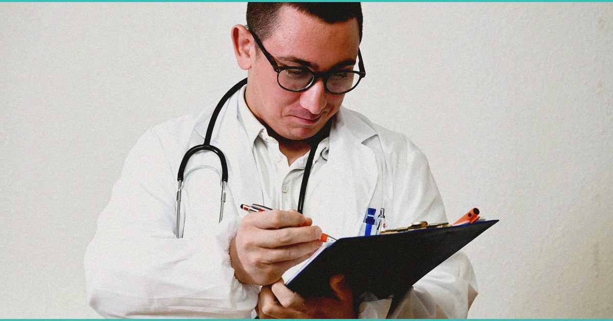 why investors need to take advantage of these 2 me