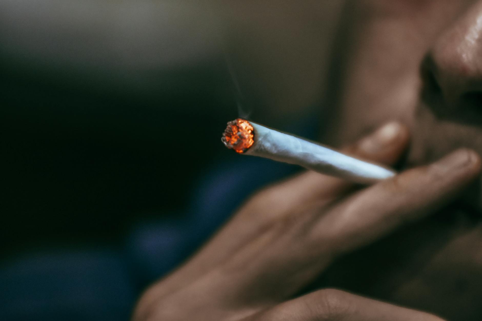 Cannabis: What Is the Profile of Adults at Low Risk of Dependence?