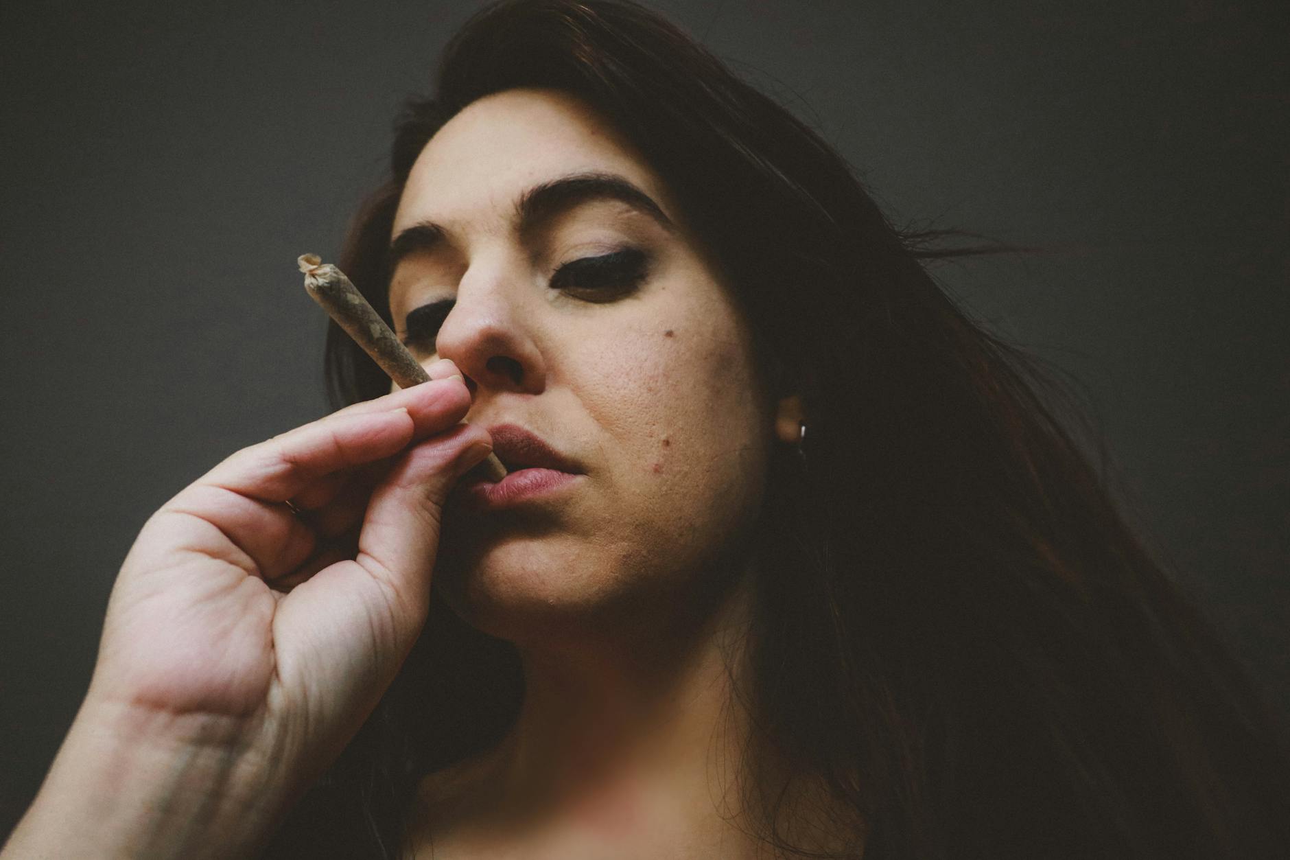 Genetic link between cannabis use and psychosis could help to identify those most at risk