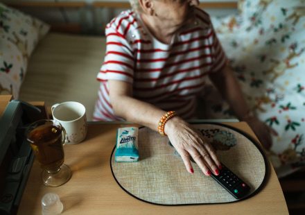 Nijmegen nursing home allows controlled drug and alcohol use for elderly with addictions