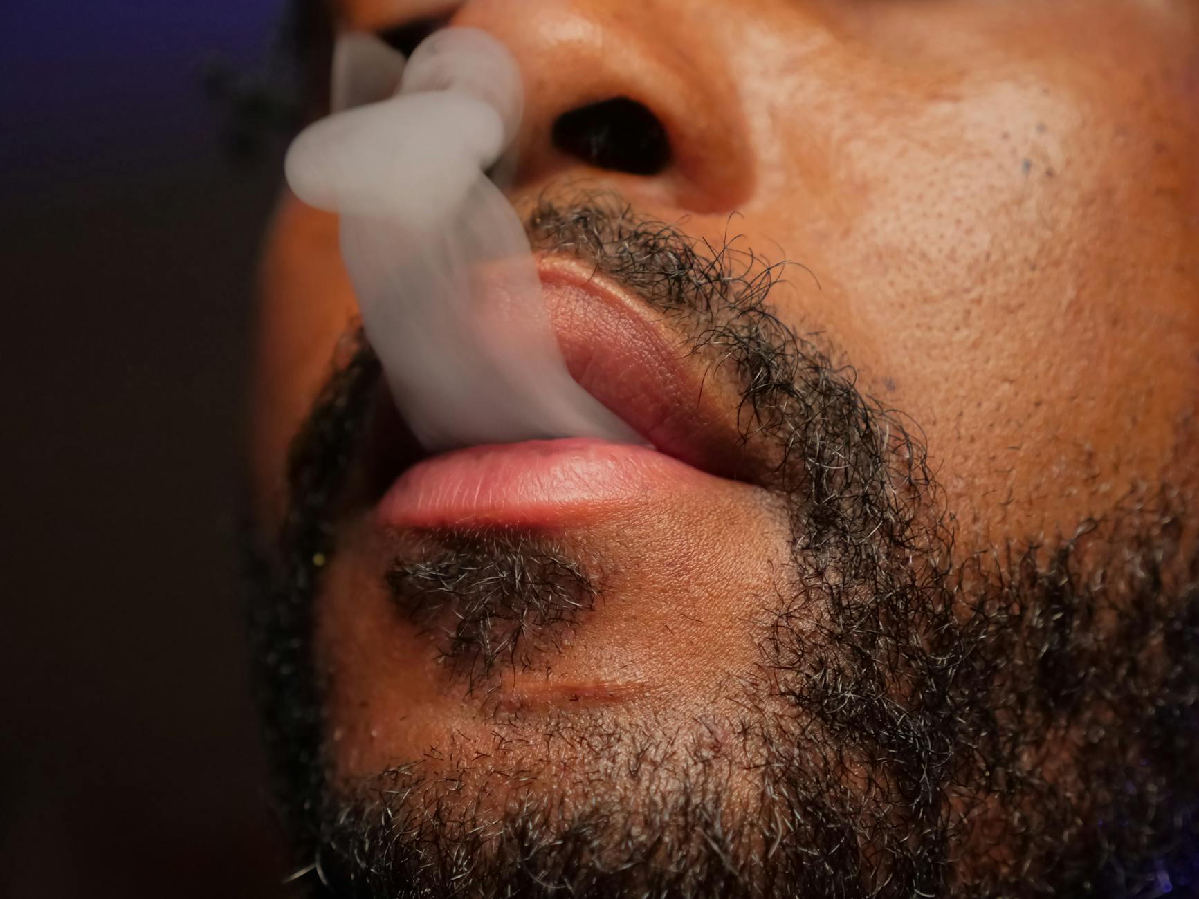 CED Clinic: Personalized Cannabis Medicine 247 Why THC Feels More Predictable When Inhaled Than Eaten