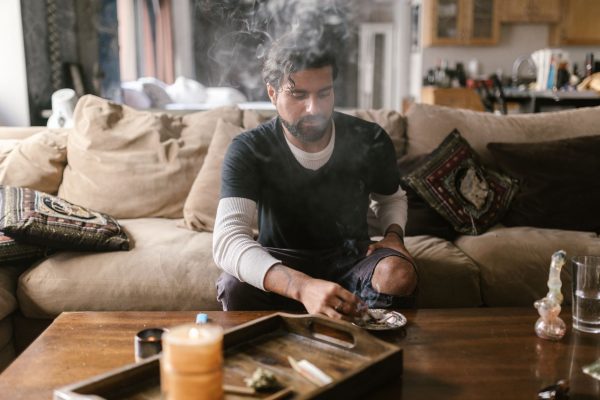 Scientist explains ‘only two methods’ to stop weed smoker’s horrific ‘scromiting’ side effect