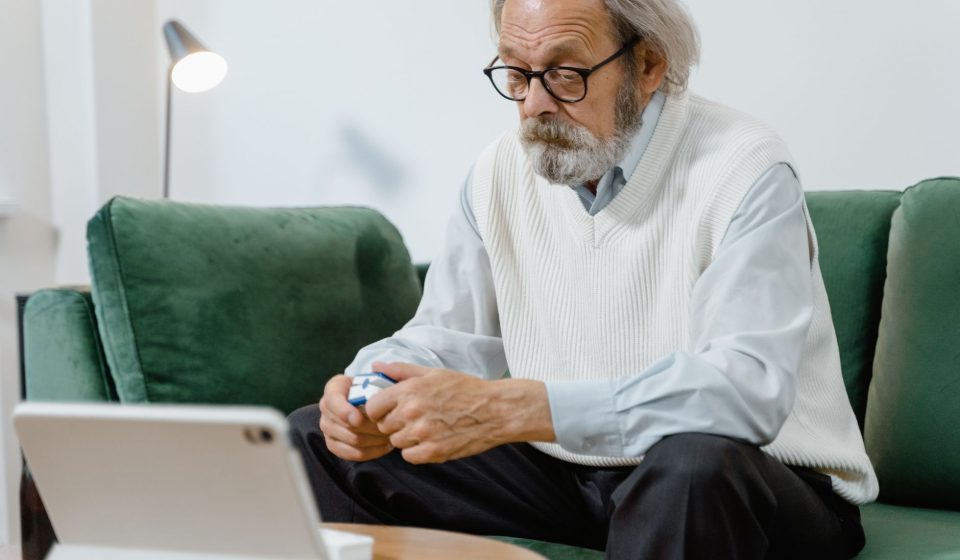 Cannabinoid-Based Therapies Linked to Reduced Agitation in Alzheimer's Patients, Meta ...