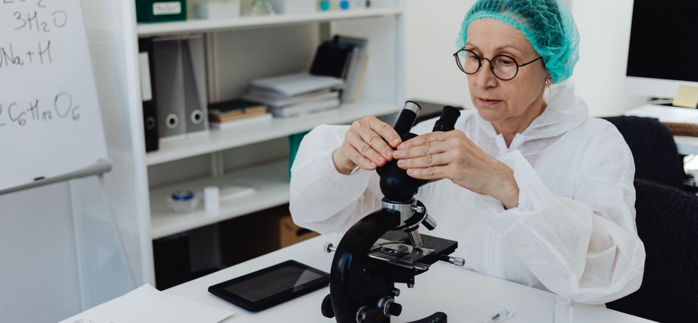 Researchers find older adults rarely discuss cannabis use with clinicians - Medical Xpress