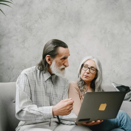 Fewer than 1 in 5 older adults discuss cannabis use with clinicians, study finds