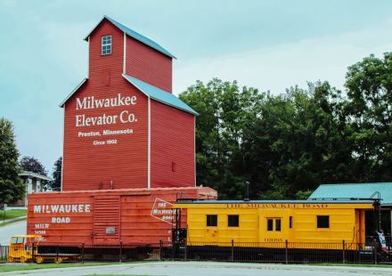 Duluthians learning about CBD and Minnesota's Cannabis industry - WDIO.com