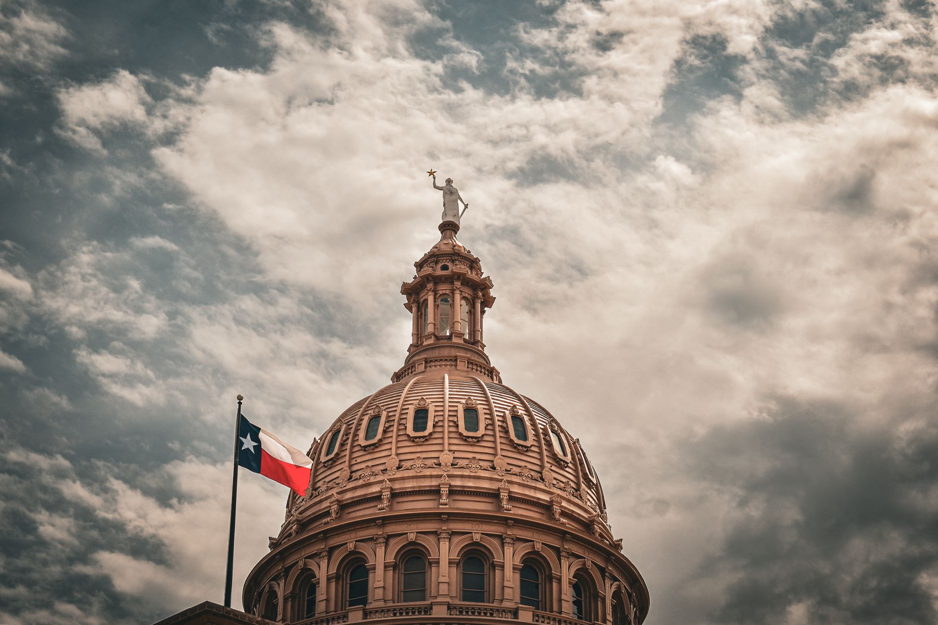 CED Clinic: Personalized Cannabis Medicine 369 How to Buy Weed in Austin: Texas’s Most Cannabis-Friendly City & What’s Actually Legal