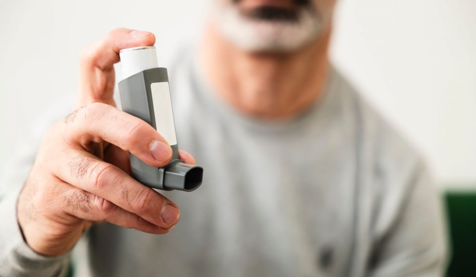Inhaled cannabis replaces opioids for back pain study