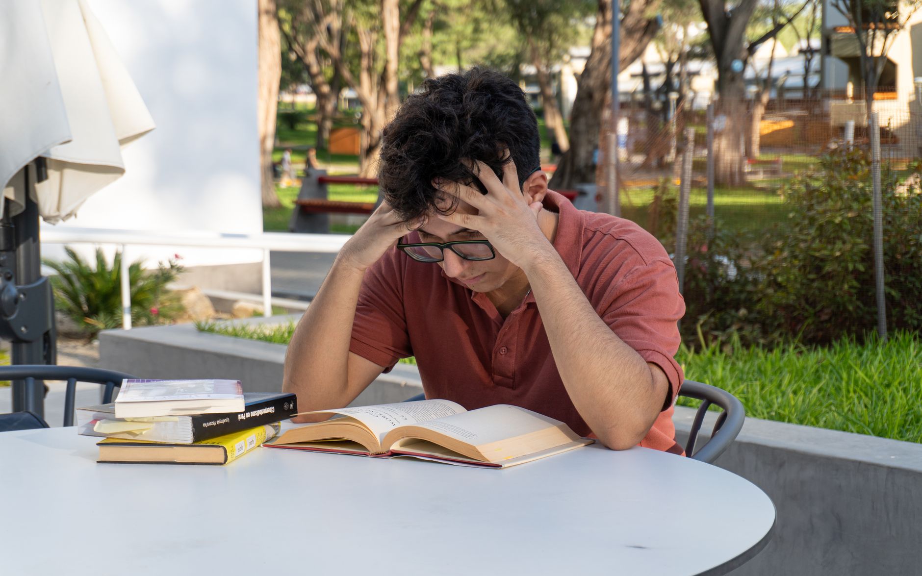 Cannabis Use Linked to Higher Mental Health Risks in Young Adults