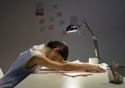 Review Explores How CB1 Signaling Connects Stress, Sleep and Eating Behavior